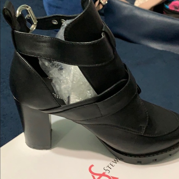 Booties - Picture 3 of 5